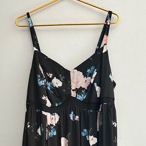 TORRID BLACK FLORAL STRAPPY MAXI DRESS